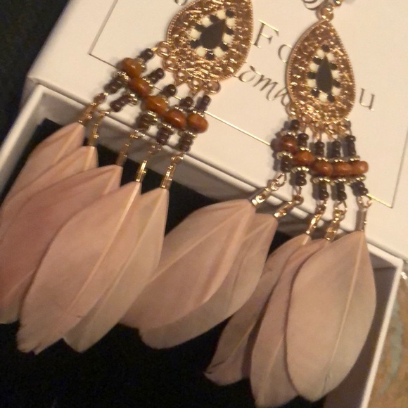 Boho Feather Long Earrings in Box Designer Mauve - Picture 4 of 6